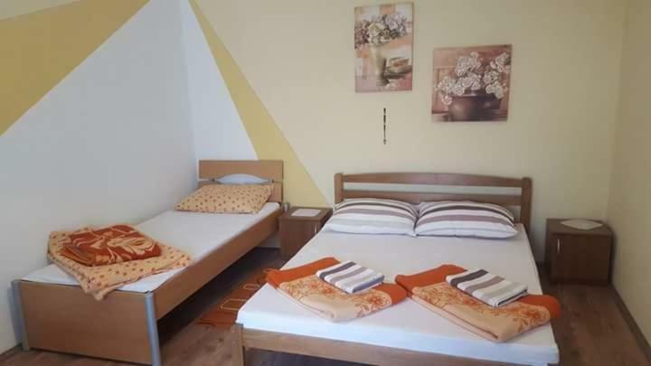 Apartamento Privatni Smjestaj I Seoski Turizam "Sudar" Bizovac Exterior foto
