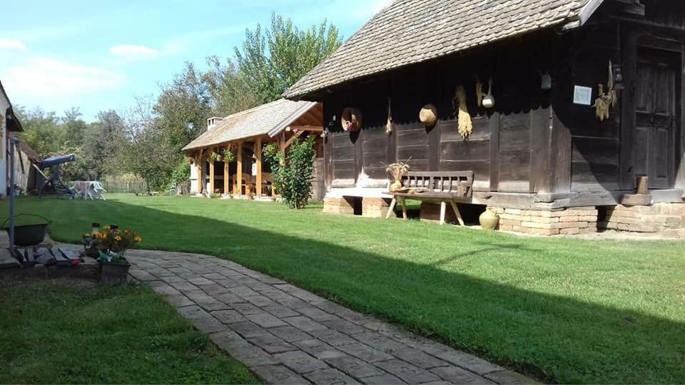Apartamento Privatni Smjestaj I Seoski Turizam "Sudar" Bizovac Exterior foto